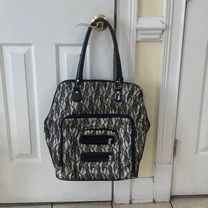 FashionElegant Black and Cream Women's Bag